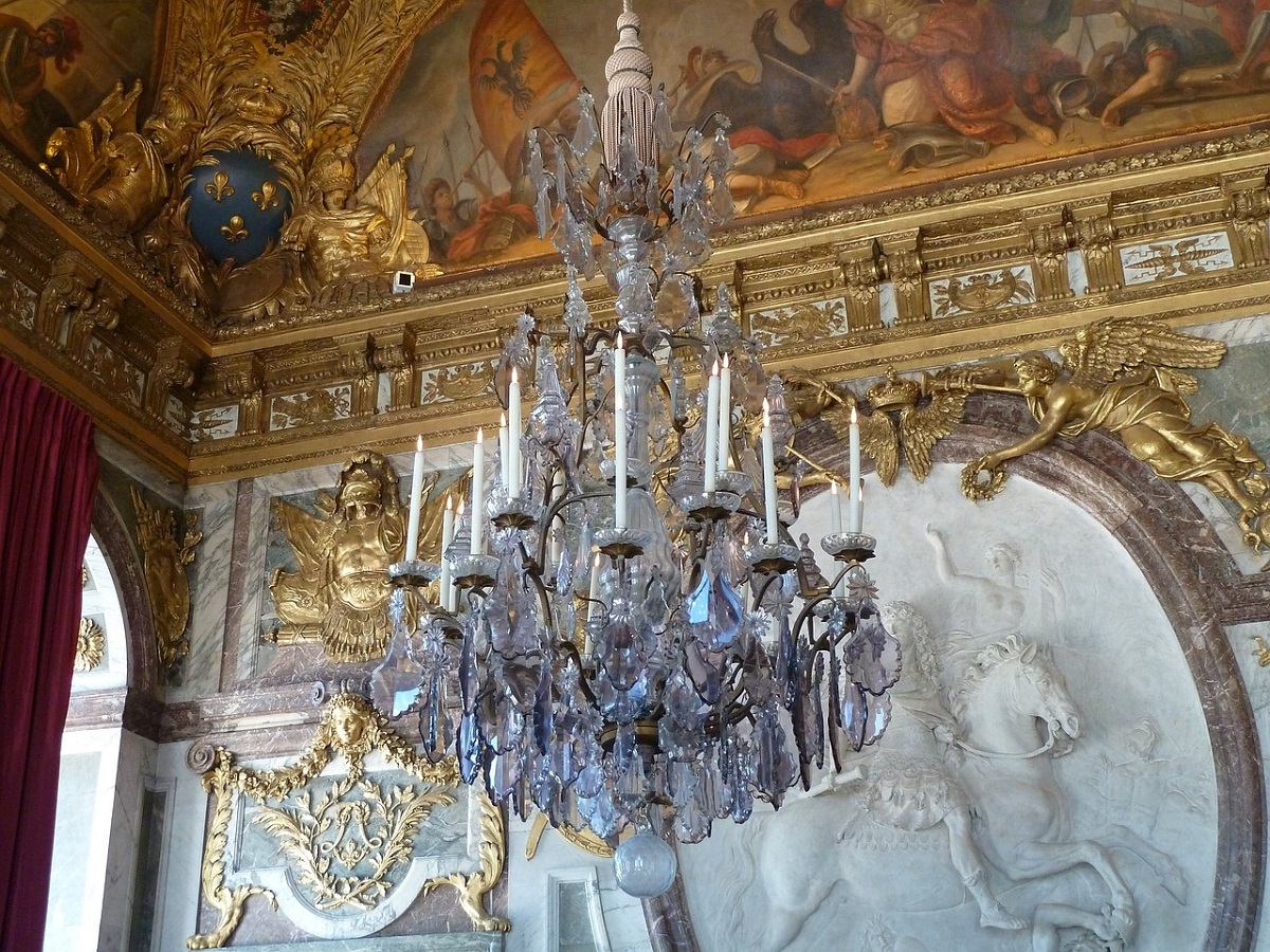 Inside the Palace of Versailles: A Tour of France's Most Lavish Palace