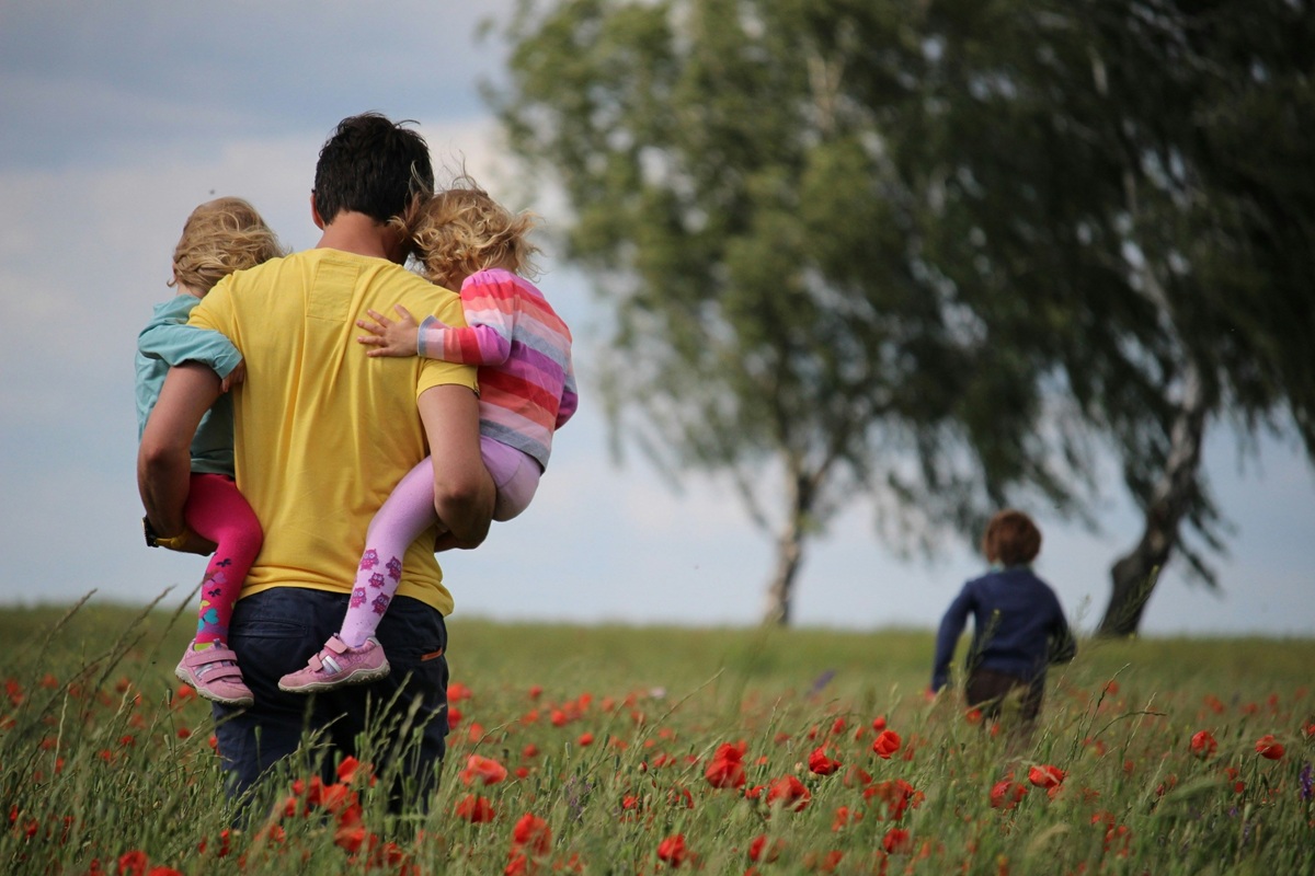 How to Relax When Traveling with Kids